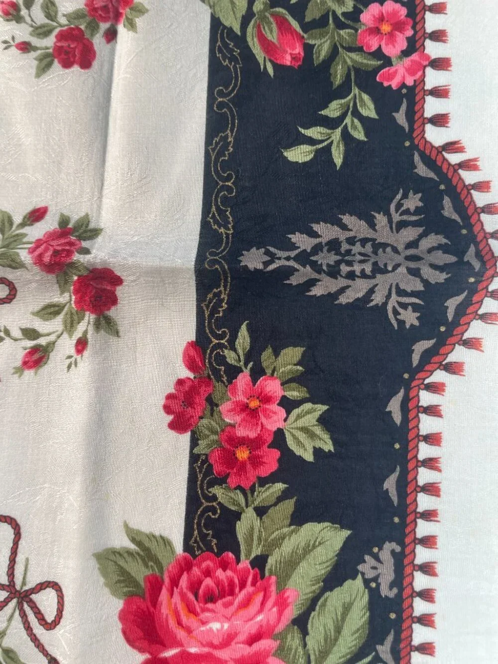 NWT Hardy Amies Vintage Floral Cotton Scarf Roses Tassel Border